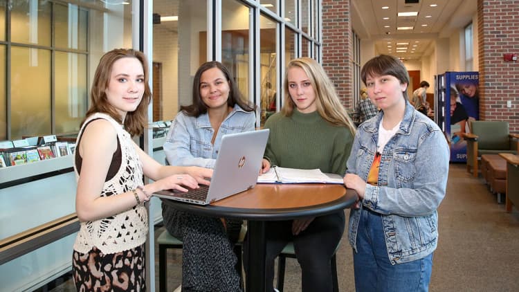 Buy Assignment Online: Smart Help or Risky Shortcut