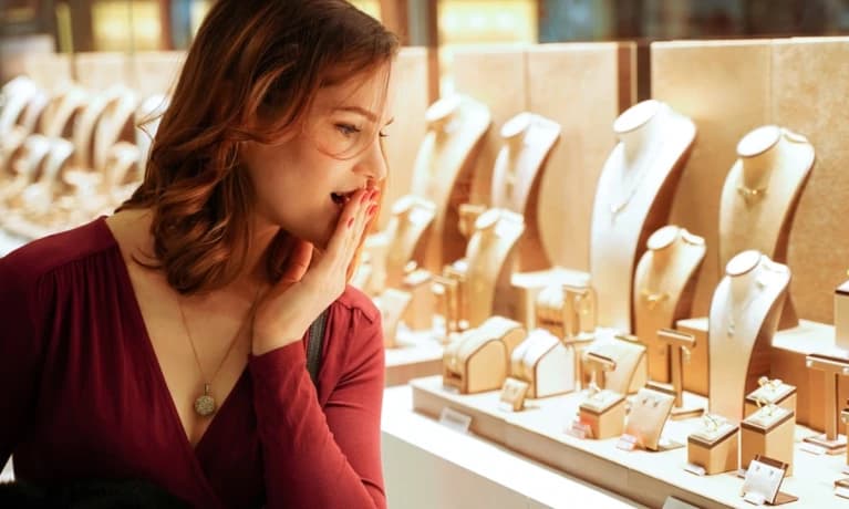 Why Superjeweler Is the Go-To Jewelry Destination for Elegant Style