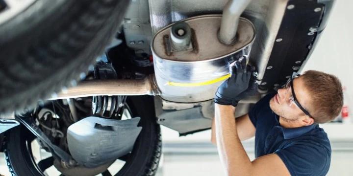 How a Damaged Exhaust System Affects Vehicle Performance
